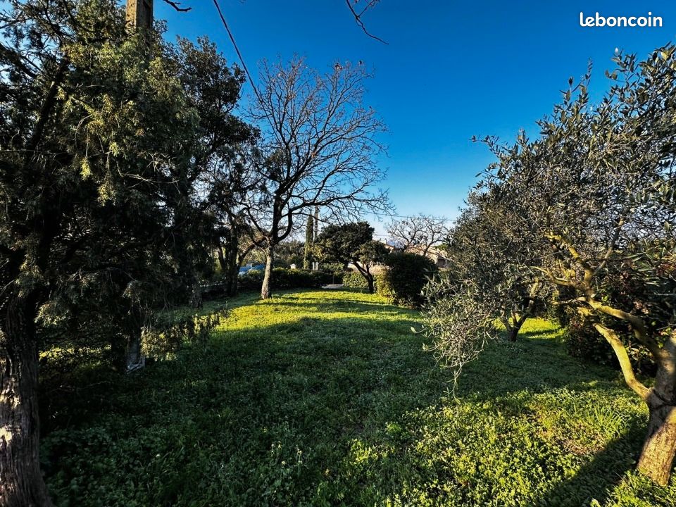 Terrain 490 m² Puget Sur Argens · à Puget-sur-Argens · 185 000 €