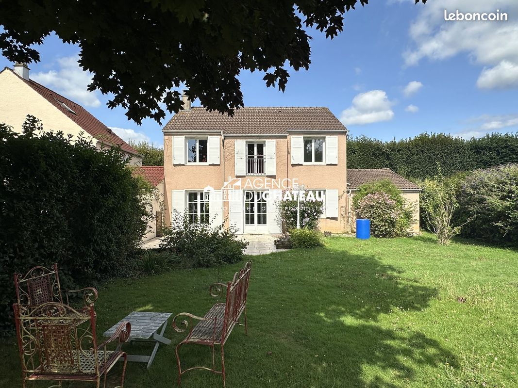 Maison 7 pièces 149 m² · à Nandy · 149 m² · 335 000 €