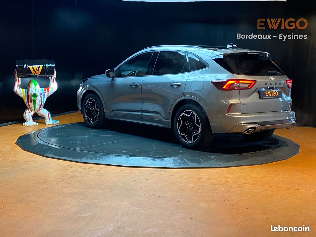 FORD KUGA 2.5 DURATEC 180H 150 HYBRID FHEV ST LINE X 4X2 / TOIT OUVRANT PANORAMIQUE / CARPLAY / CAMÉRa 360 (image 2)