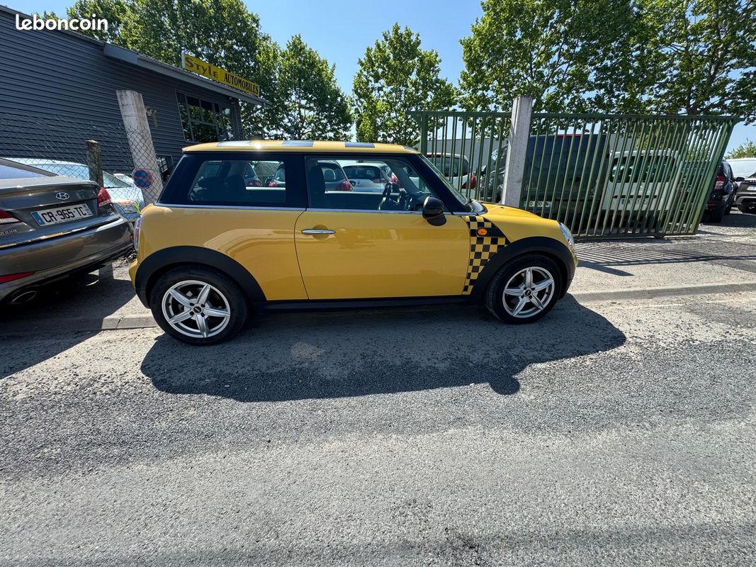MINI MINI One 1.4 i 95cv (image 2)