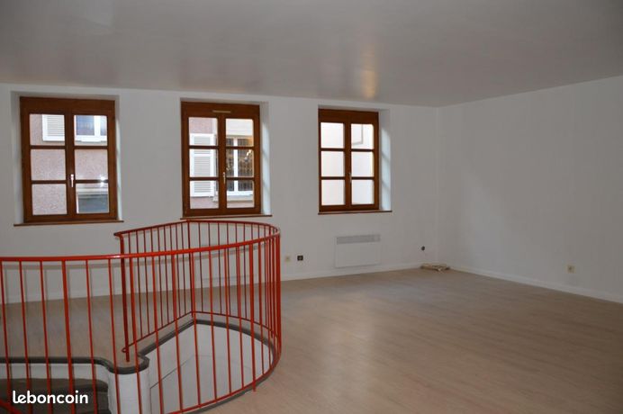 Appartement 1 pièce 56 m²