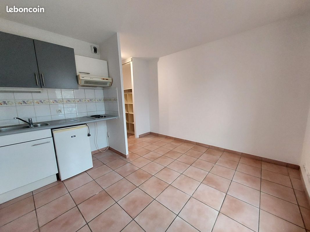 Appartement 1 pièce 18 m² · à La Rochelle · 18 m² · 550 €