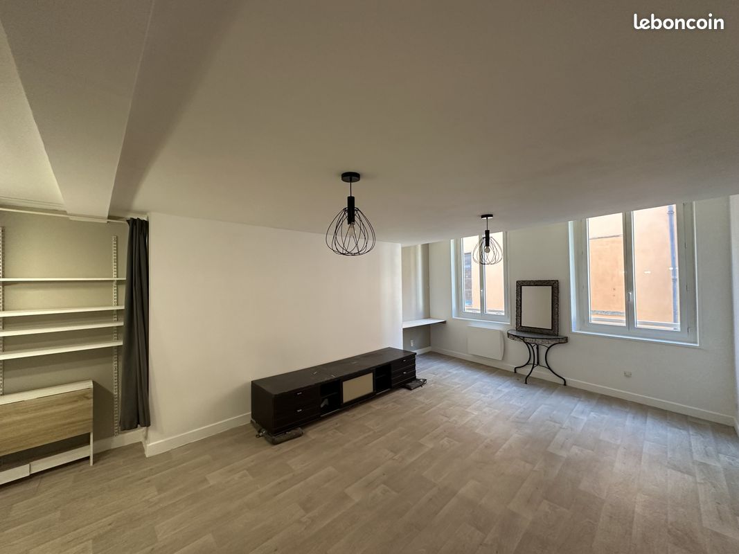 Appartement 2 pièces 56 m² · à Aurillac · 56 m² · 550 €/mois