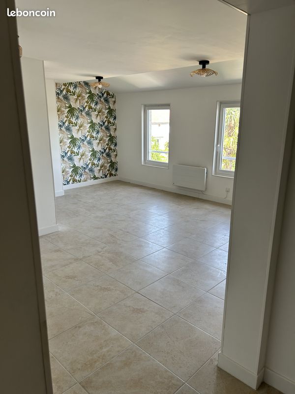 Appartement 2 pièces 55 m² · à Saintes · 55 m² · 650 €