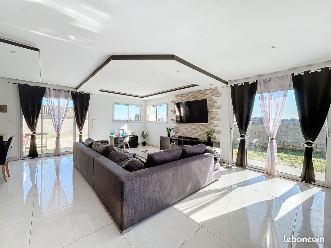 Maison 6 pièces 136 m² · à Toulenne · 136 m² · 280 000 €