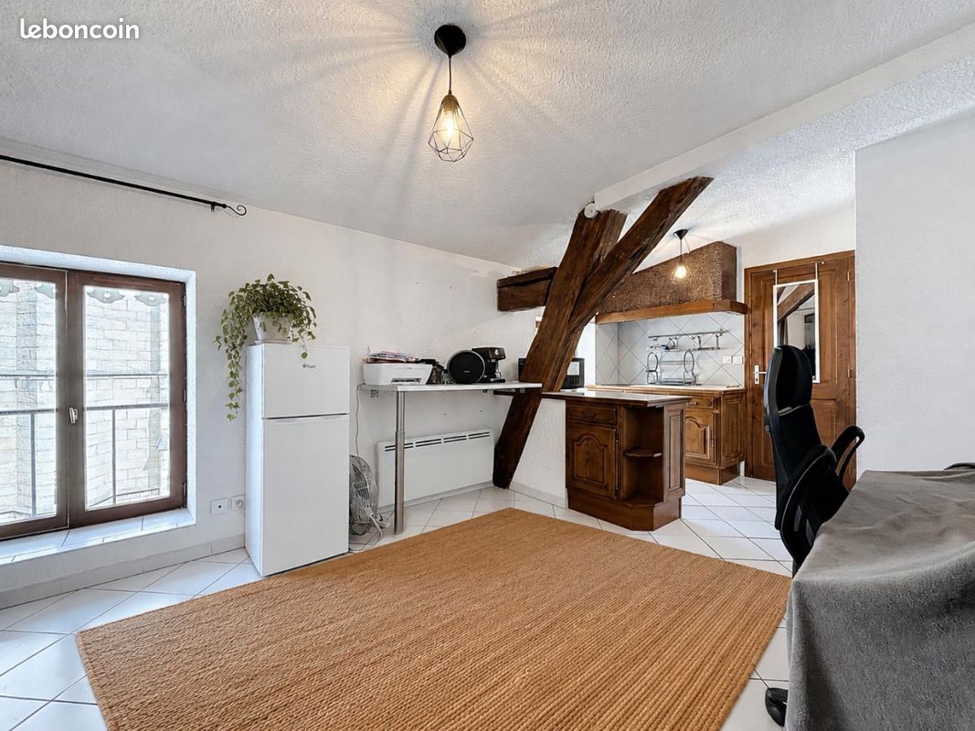 Appartement 1 pièce 30 m² · à Bourgoin-Jallieu · 30 m² · 550 €/mois