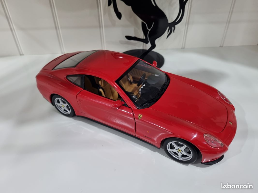 Ferrari 612 Scaglietti Hot Wheels Elite 1/18 - Édition Limitée - Modèle Rouge Superbe Et Rare
