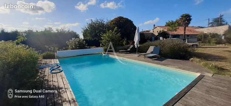 Maison 5 pièces 247 m²