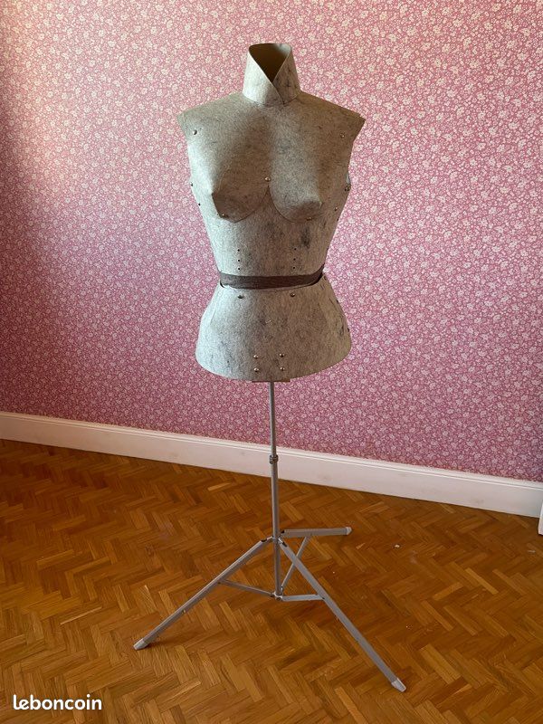 Mannequin couture (image 1)