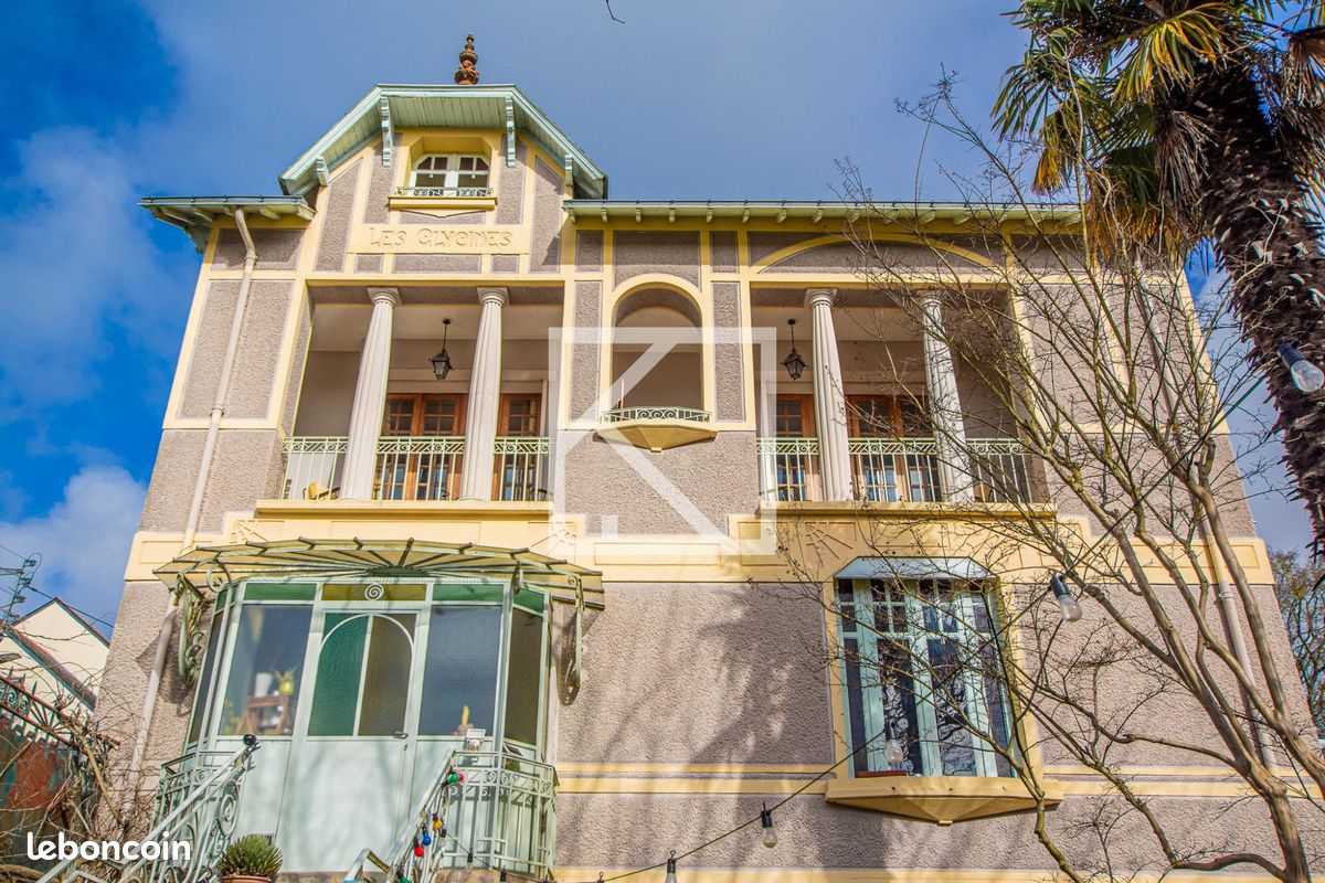 Maison 8 pièces 230 m² · à Angers · 230 m² · 1 195 000 €