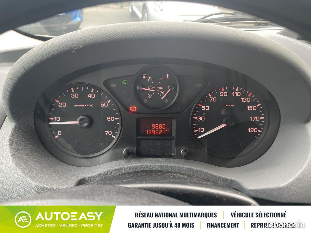 Peugeot Expert 2.0 HDi FOURGON COURT 120 CV FRIGORIFIQUE — HOMOLOGATION 11/29 (image 14)