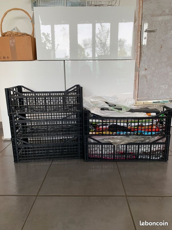 Caisses/cagettes/ bacs de rangement (image 1)