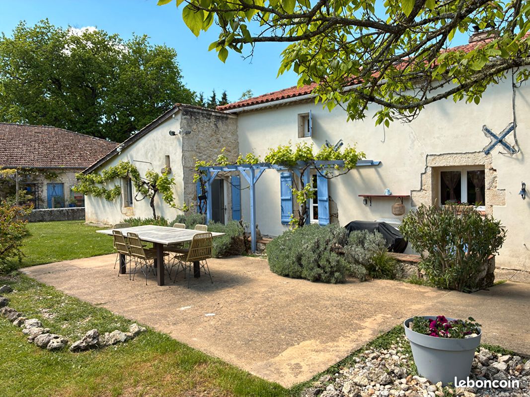Maison 12 pièces 320 m² · à Dolmayrac · 320 m² · 499 000 €