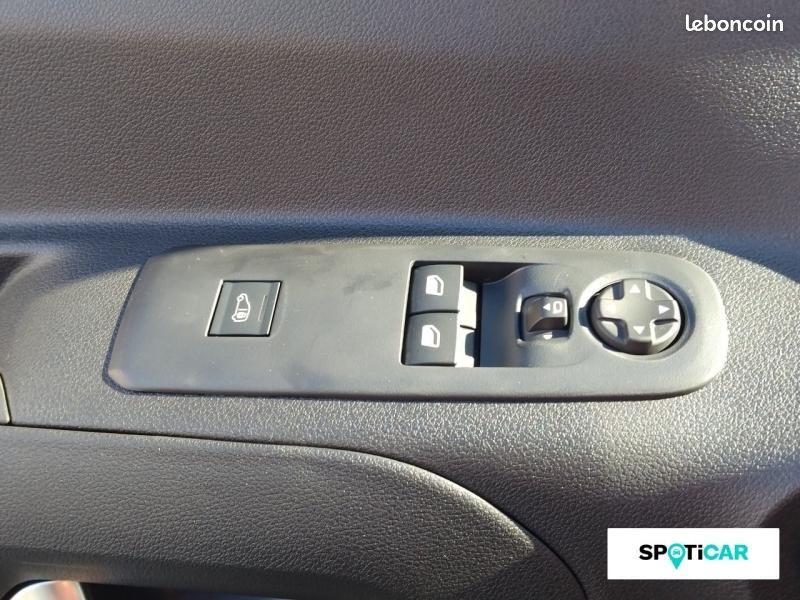 Citroen Berlingo Van M 650kg BlueHDi 100ch S&S Pack Premium Connect (image 27)