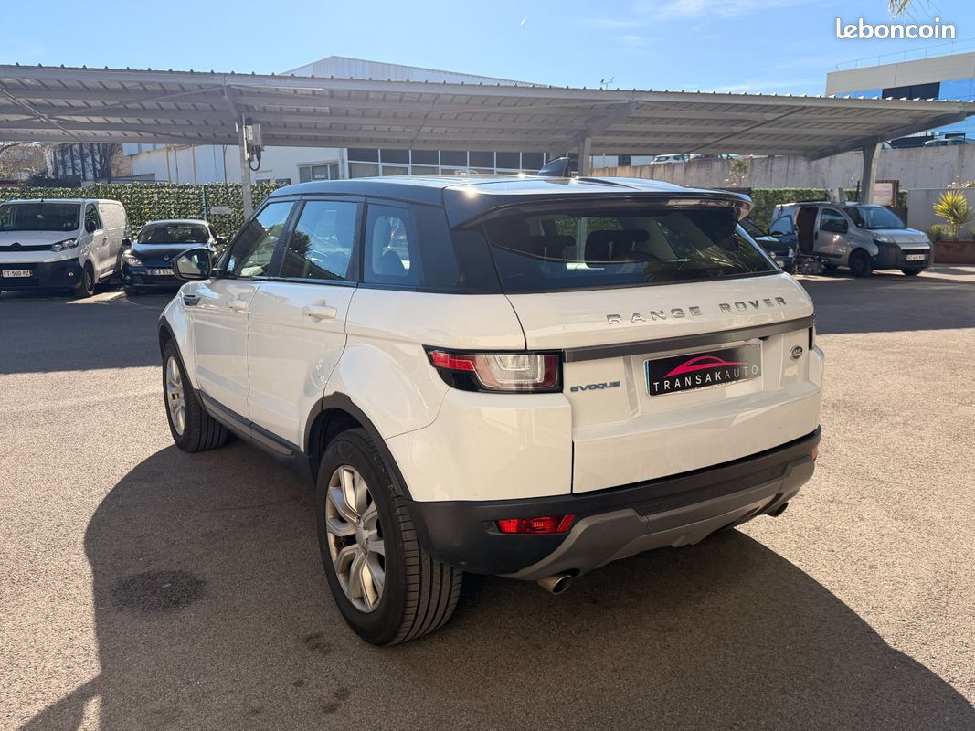 LAND ROVER RANGE ROVER EVOQUE Pure eD4 150ch BVM - Voitures
