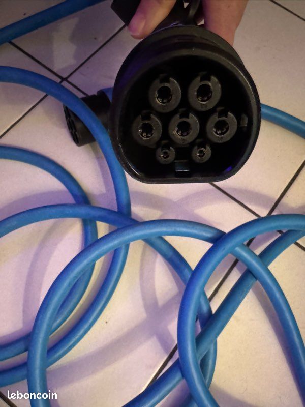Câble chargeur 32 A 22 kW MENNEKES Stecker 7.5 m (image 3)