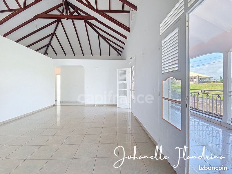 Maison 5 pièces 120 m² · à Sainte-Anne · 120 m² · 447 000 €