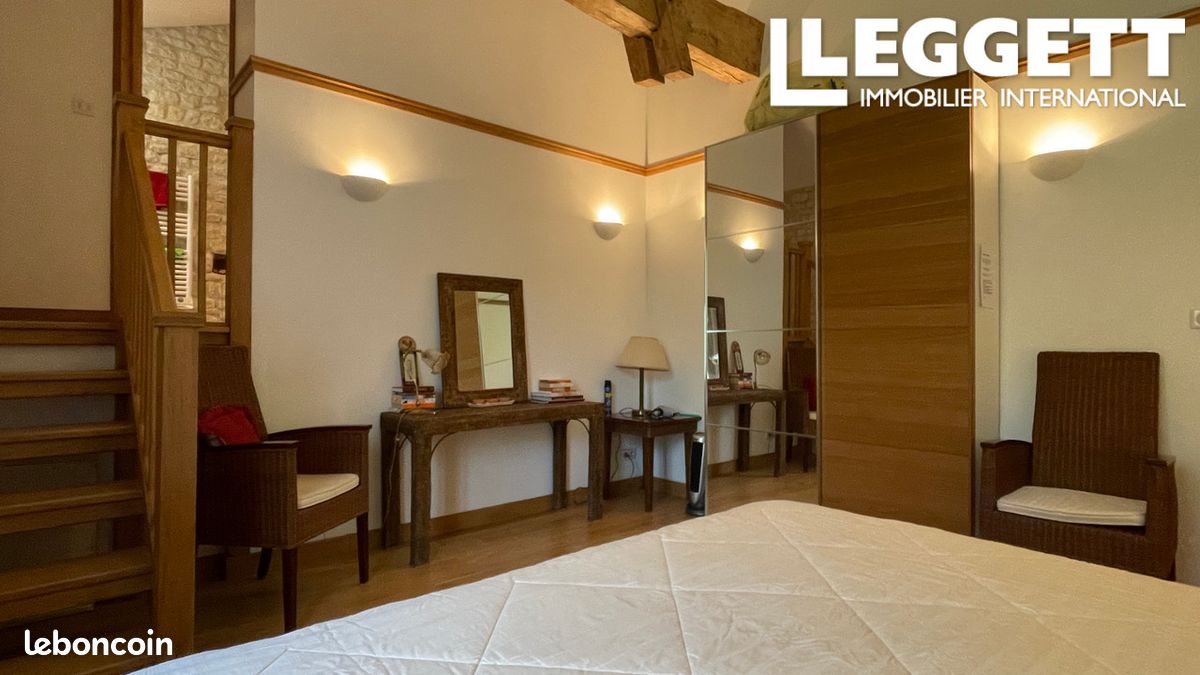 Moulin 12 pièces 312 m² - Val-d'Auge 16170 (image principale 9)