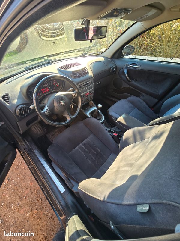 Alfa 147 jtdm 1.9l boite 6 (image 3)