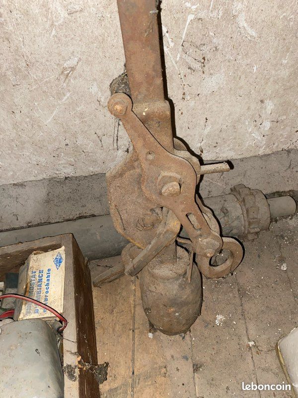 Ancienne grande balance romaine fléau +1m fer forgé (image 2)