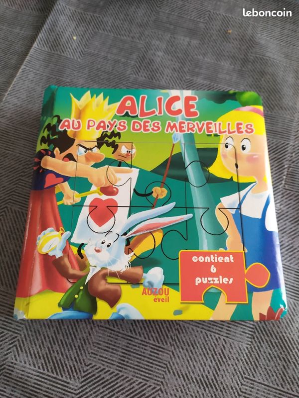Livre puzzle Alice au pays des merveilles (image 2)