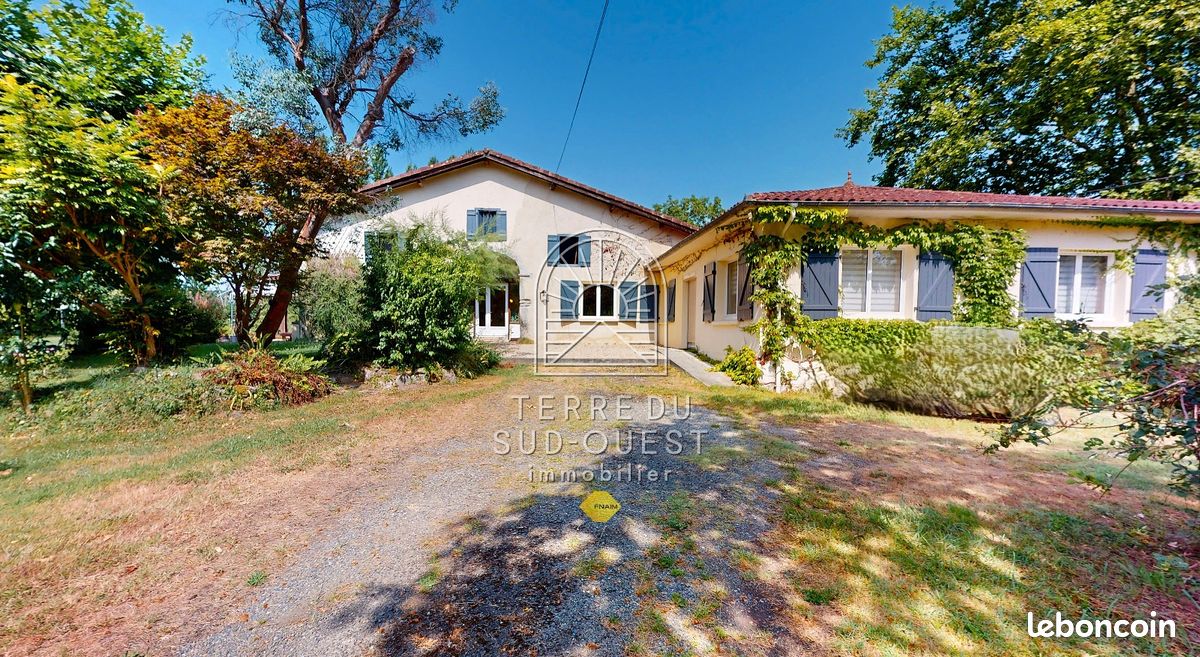 Maison 10 pièces 319 m² · à Peyrehorade · 319 m² · 585 000 €