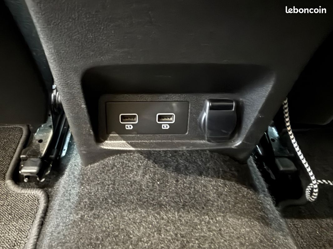 Renault kadjar 1.3 tce 160 intens edc bva / attelage / detecteurs angles morts / applecarplay / bose (image 28)