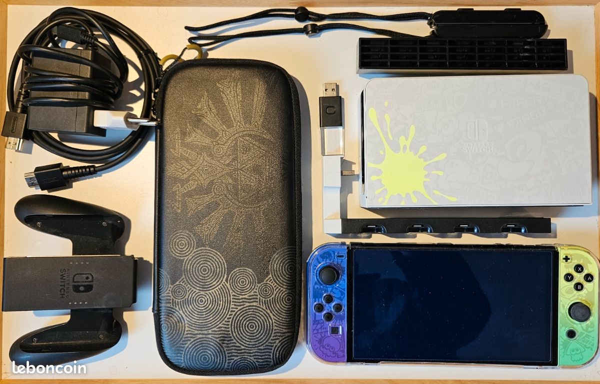 🎮 Nintendo Switch OLED Splatoon + Dock + Accessoires (Zelda) – TBE (image 1)
