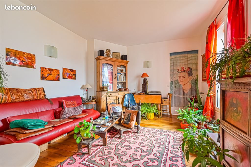 Appartement 3 pièces 61 m² · à Paris · 61 m² · 180 000 €