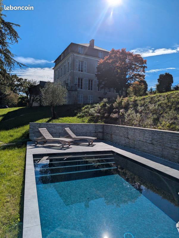 Maison 12 pièces 410 m² · à Jurançon · 410 m² · 650 000 €
