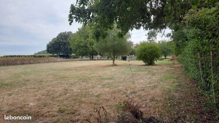 Terrain 800 m² Civrac En Medoc