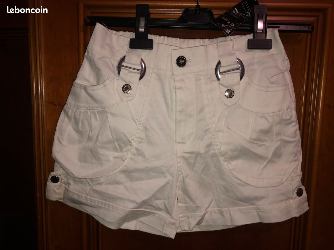 Short blanc NEUF T. 12 ans (image 2)