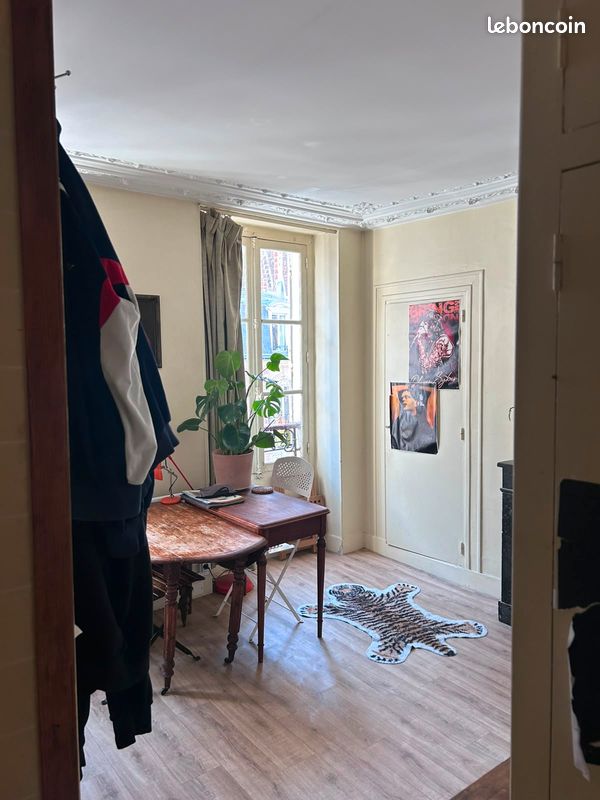 Appartement 1 pièce 15 m² · à Paris · 15 m² · 210 000 €