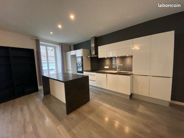 Bel appartement T3 de 82 m², au cœur de Voiron - Avec terrasse