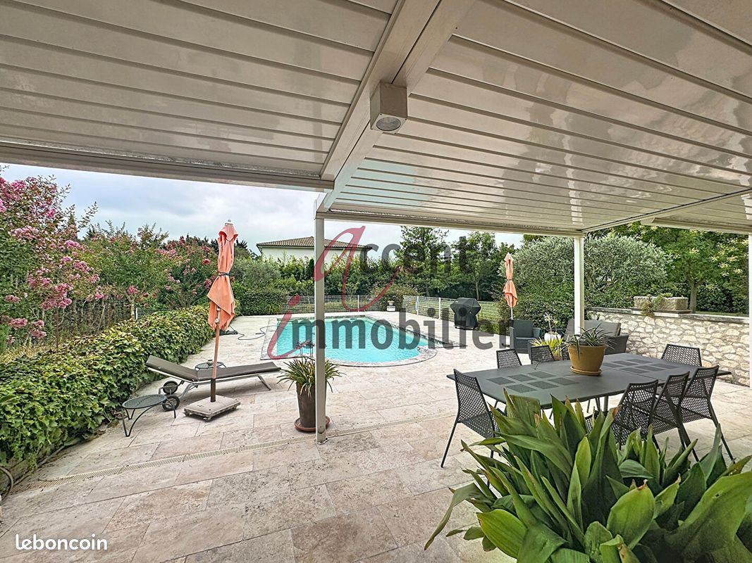 Maison 5 pièces 183 m² · à Cabannes · 183 m² · 618 000 €