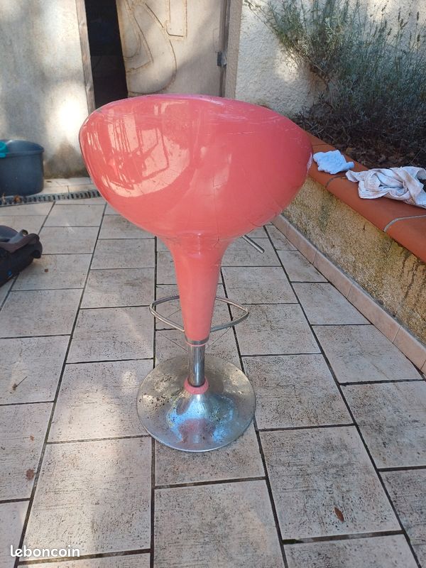 Tabouret réglable rose (image 1)