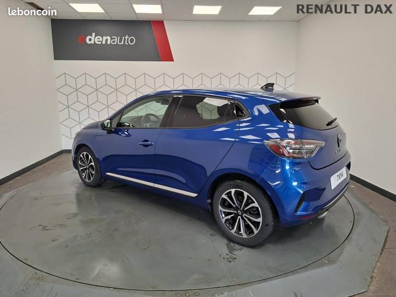 Renault Clio TCe 90 Techno (image 4)
