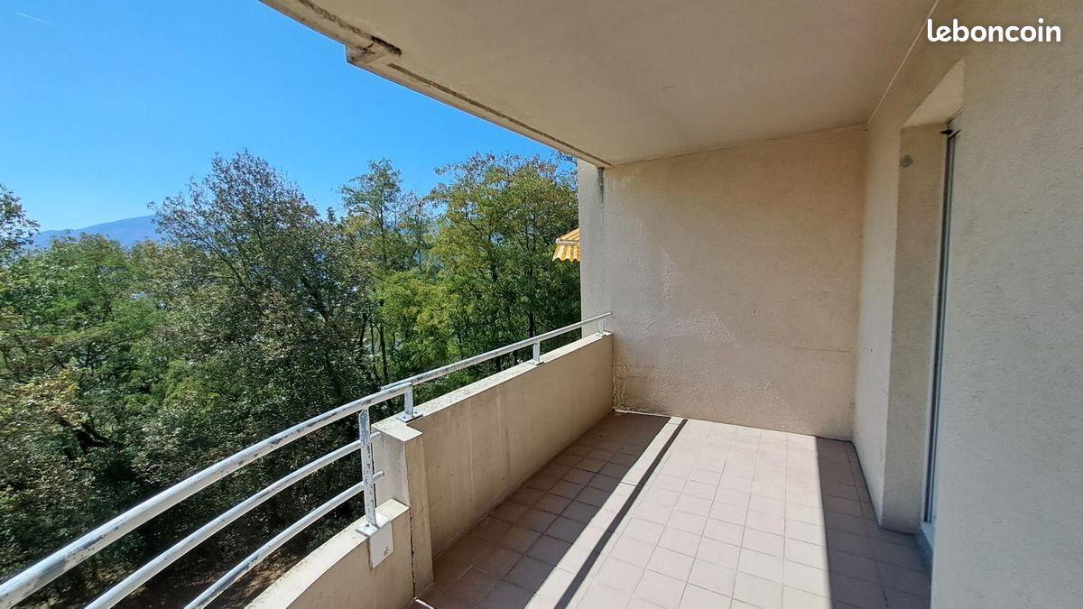 Appartement 3 pièces 69 m² · à Chambéry · 69 m² · 1 050 €/mois