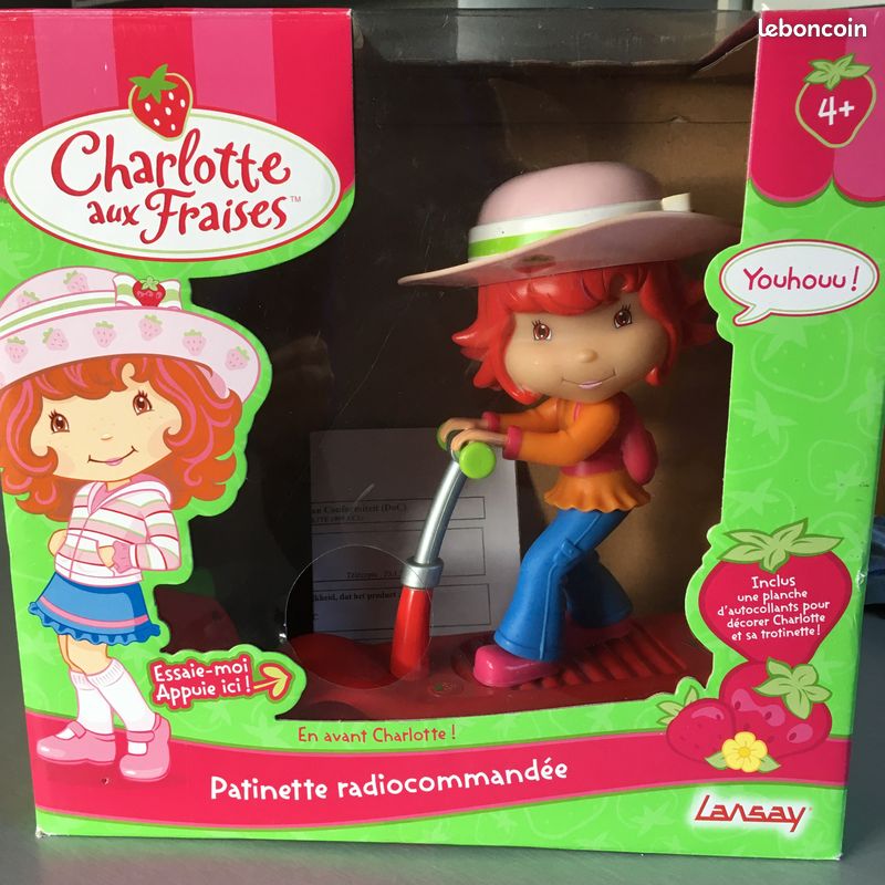 Patinette radio commandée Charlotte aux fraises (image 1)