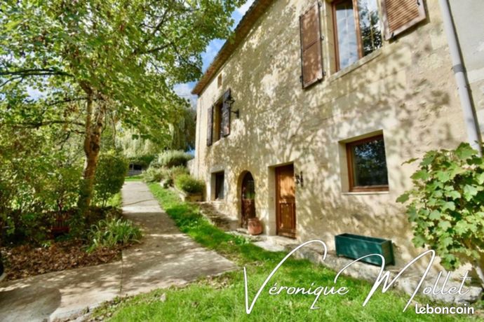 Maison 6 pièces 180 m²