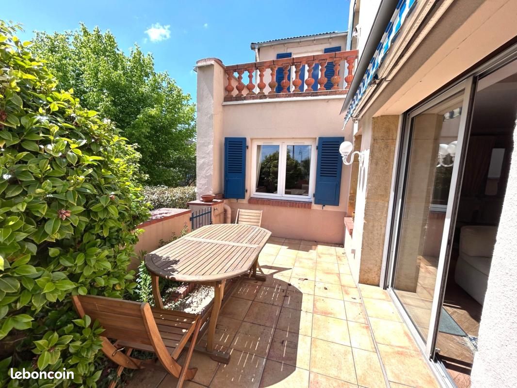 Maison 7 pièces 163 m² · à Briennon · 163 m² · 259 000 €
