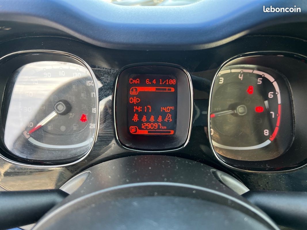 FIAT PANDA Lounge 1.2 8V 69 ch (image 13)