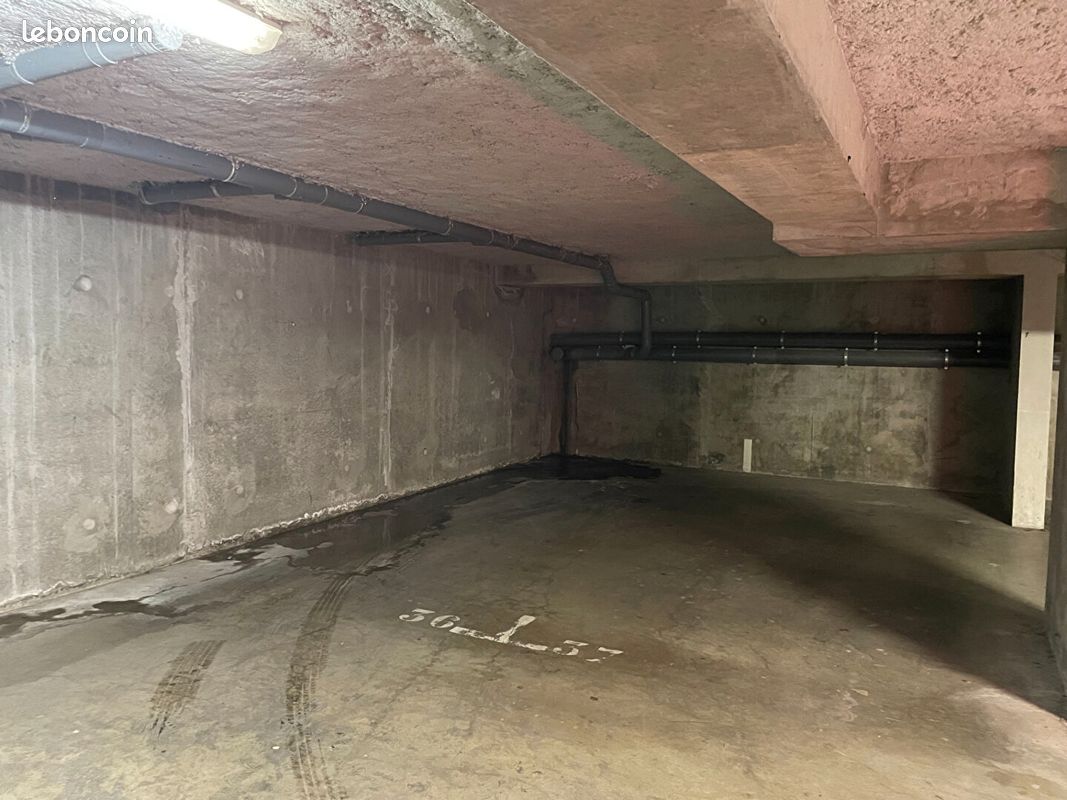 Parking/box TALENCE (image 1)