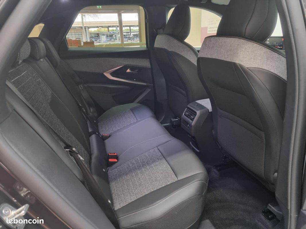 Peugeot 3008 iii hybrid 145 allure e-dcs6 (image 25)