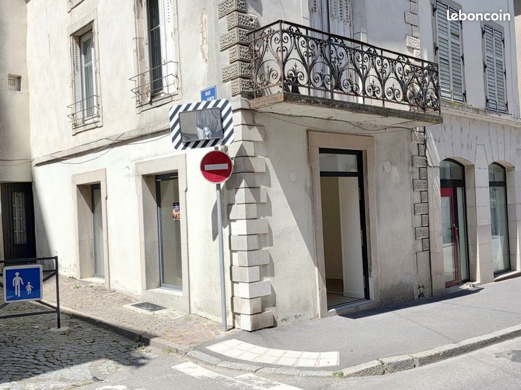 Local commercial 2 pièces 26 m² · à Saint-Nicolas-de-Port · 26 m² · 45 000 €