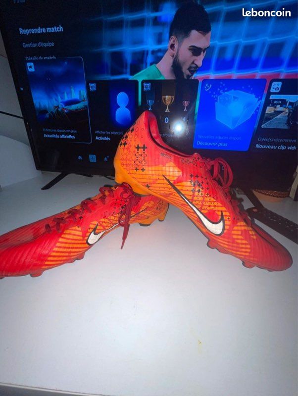 Crampon Nike (image 1)