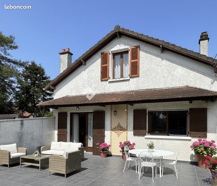 Maison 7 pièces 100 m² · à Dampmart · 100 m² · 365 000 €