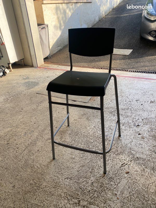 Chaise haute IKEA (image 1)