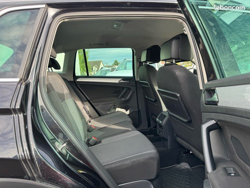 VOLKSWAGEN TIGUAN 2.0 TDI 115 Confortline gps Bluetooth caméra (image 5)