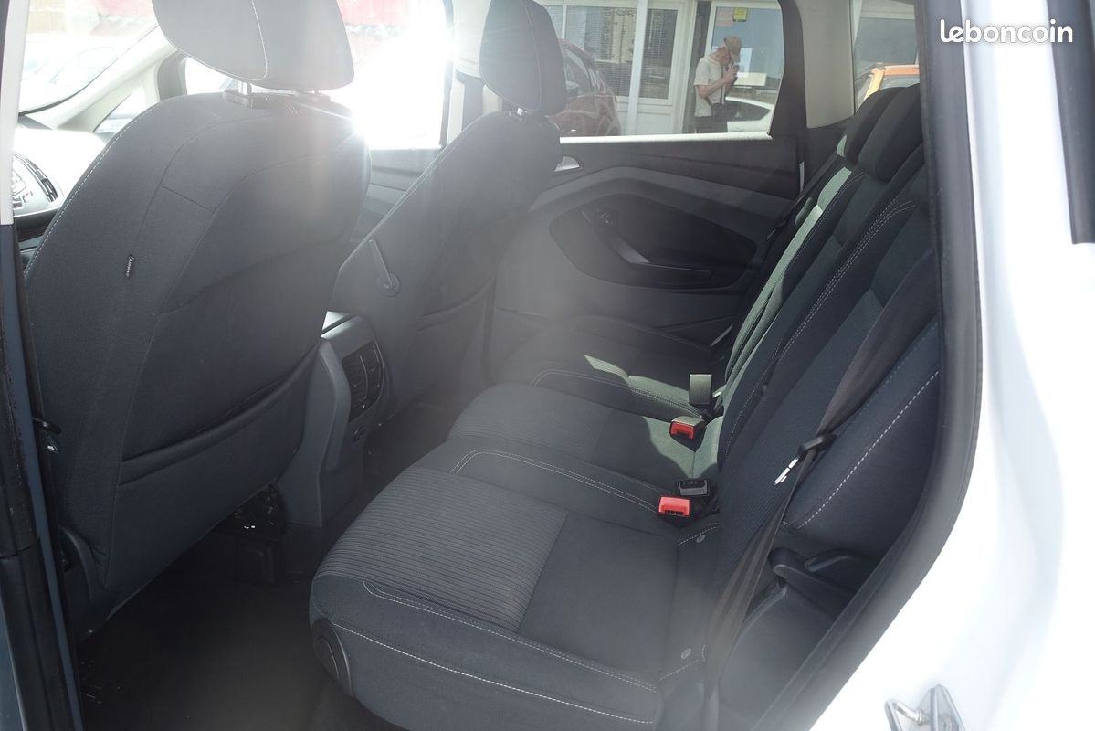 Ford C-MAX 1.6 TDCI 115CH FAP TITANIUM X (image 18)